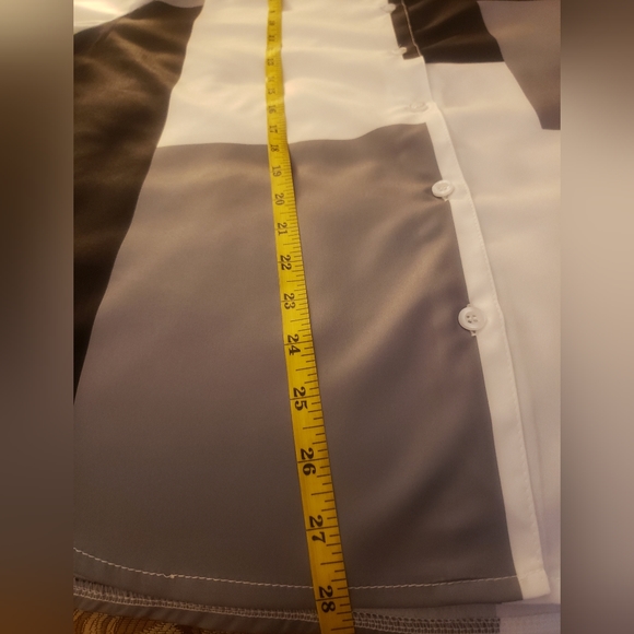 Color Block  Button Down Shirt! - Picture 8 of 8